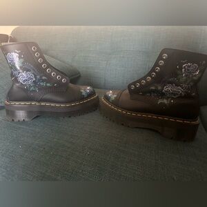 Dr martens Sinclair Mystic Floral Boots size 7